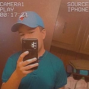 Meet your Posher, Alex